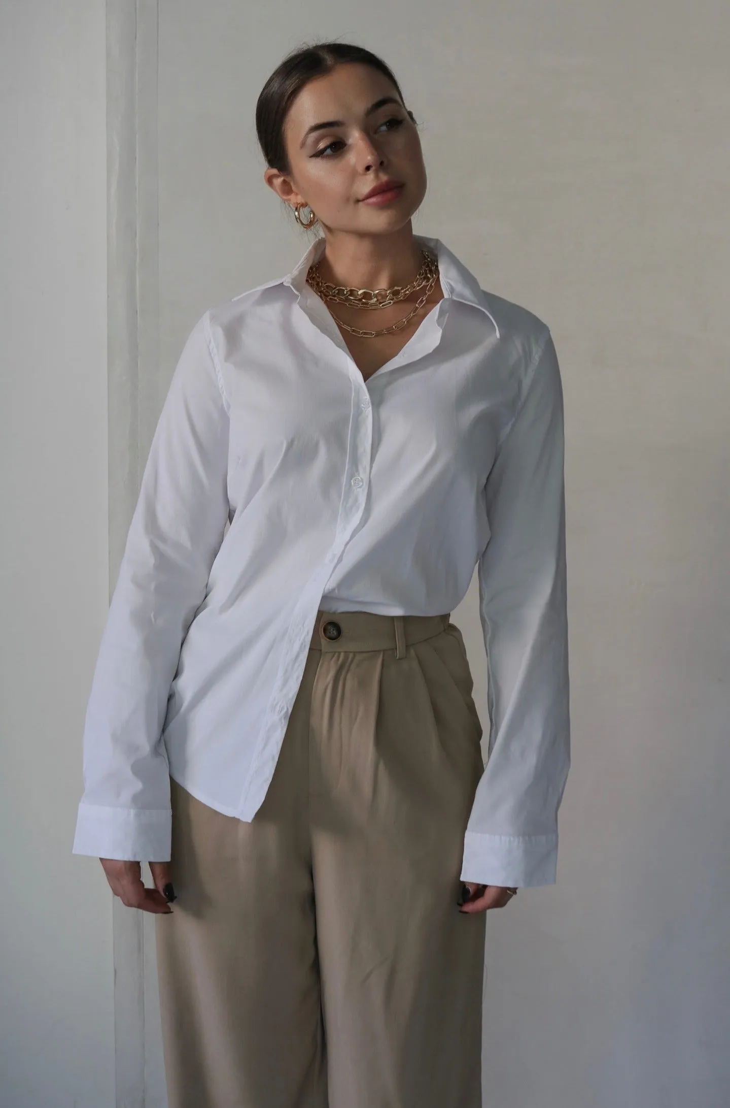 'Penn' Classic Solid Collared Button Down Shirt in White