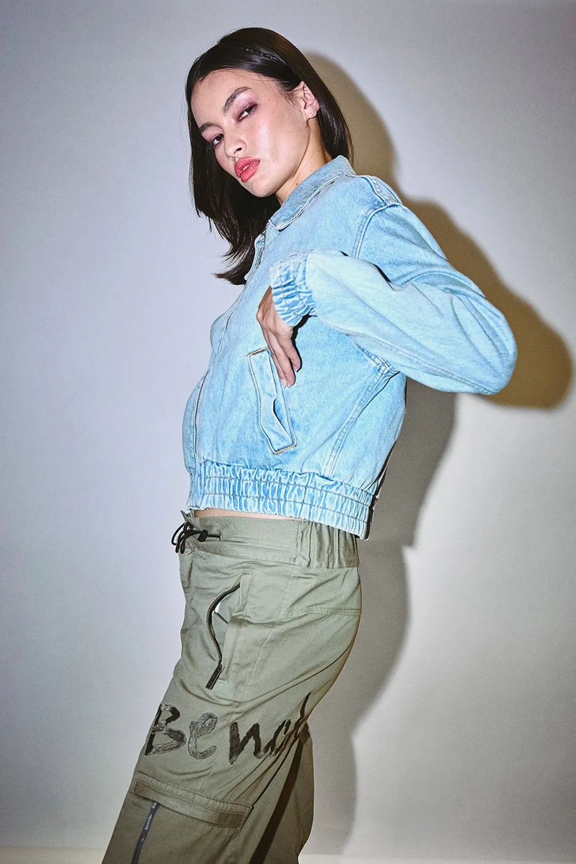Urmane Low Rise Cargo Pants - Khaki